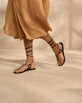 Be Leather And Resin Ring Sandals |